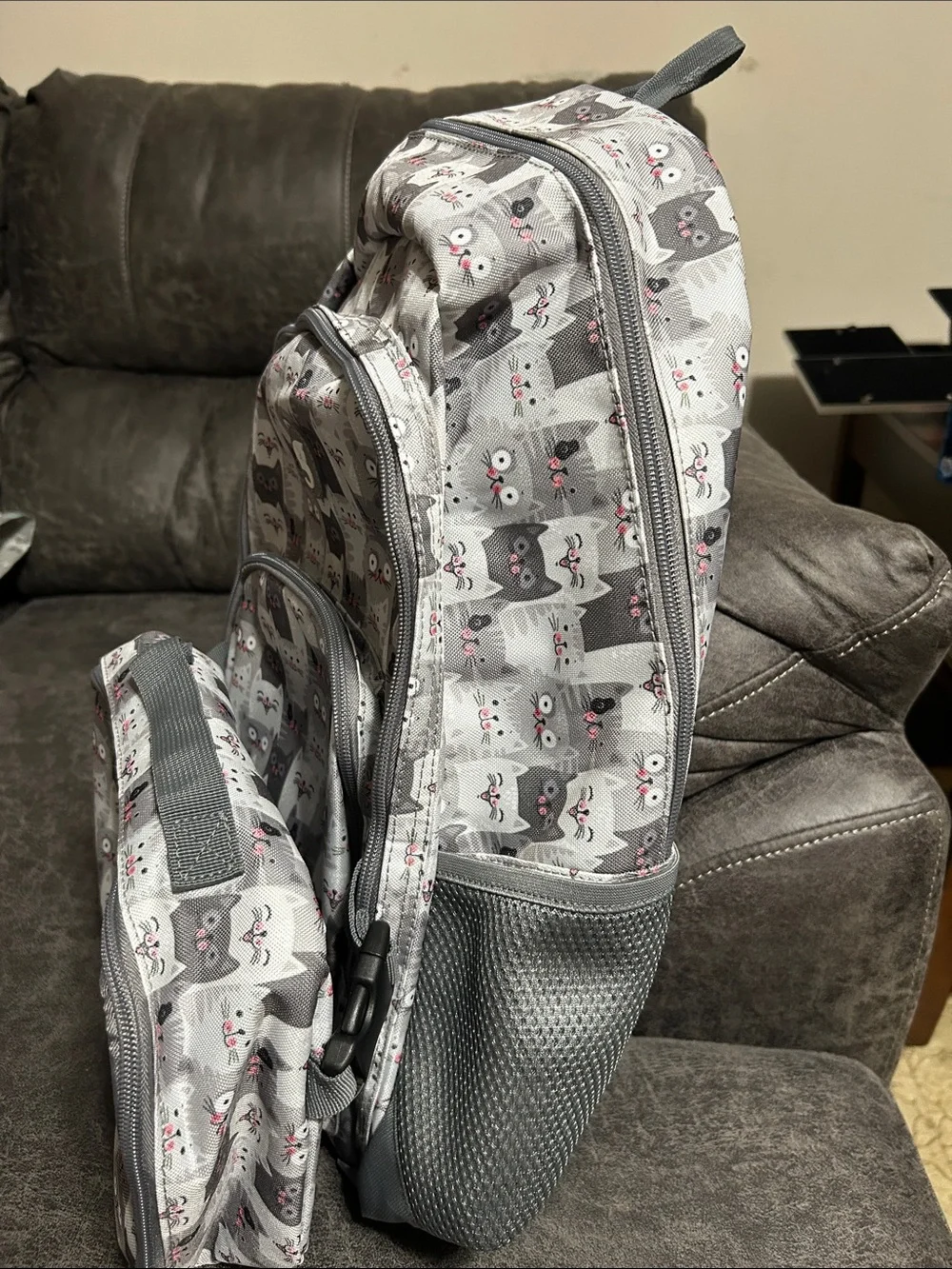 NWT Geckobrands Cat Print Backpack. Gray with Pink Accents Girls Love.